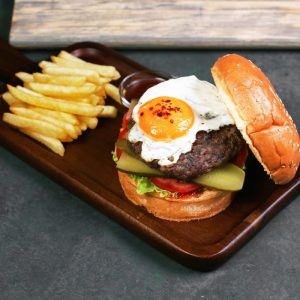 Hamburger bò trứng 3